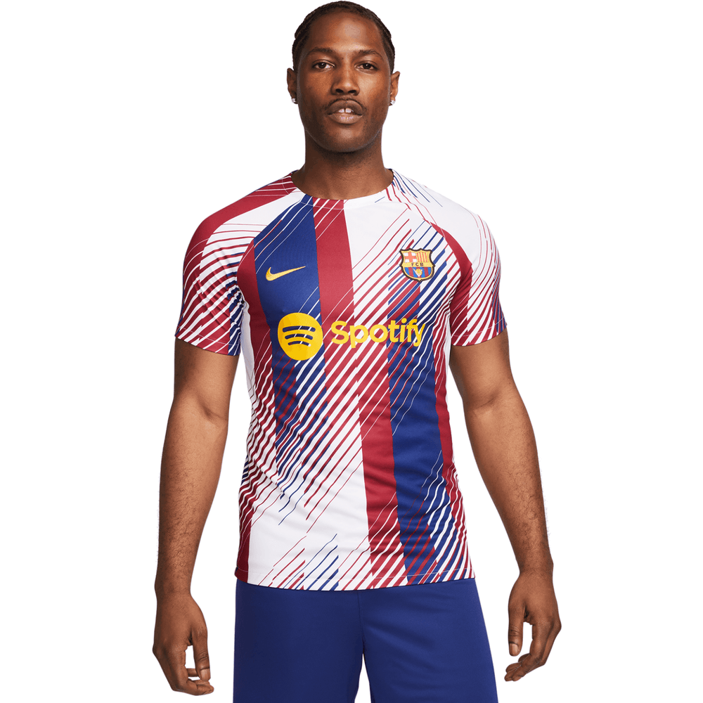Nuevas imágenes de la camiseta del Barça 2023-24