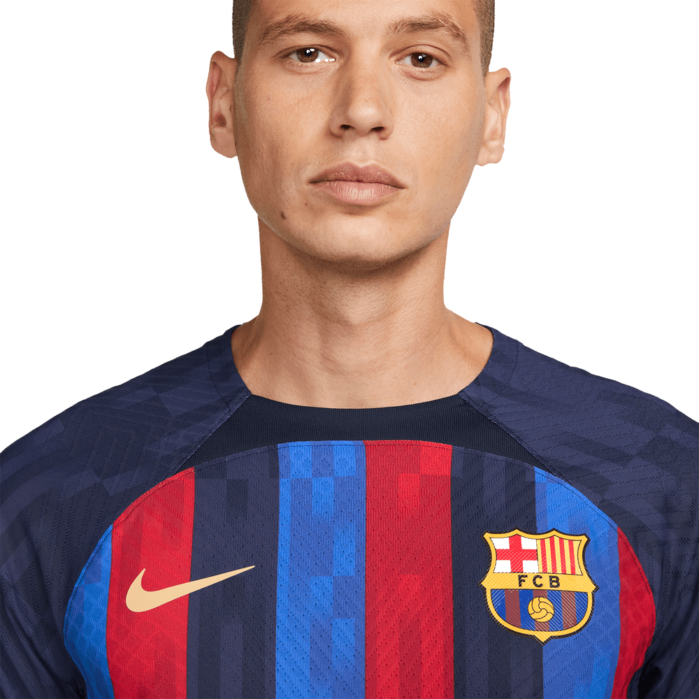 Nike present the new FC Barcelona home shirt