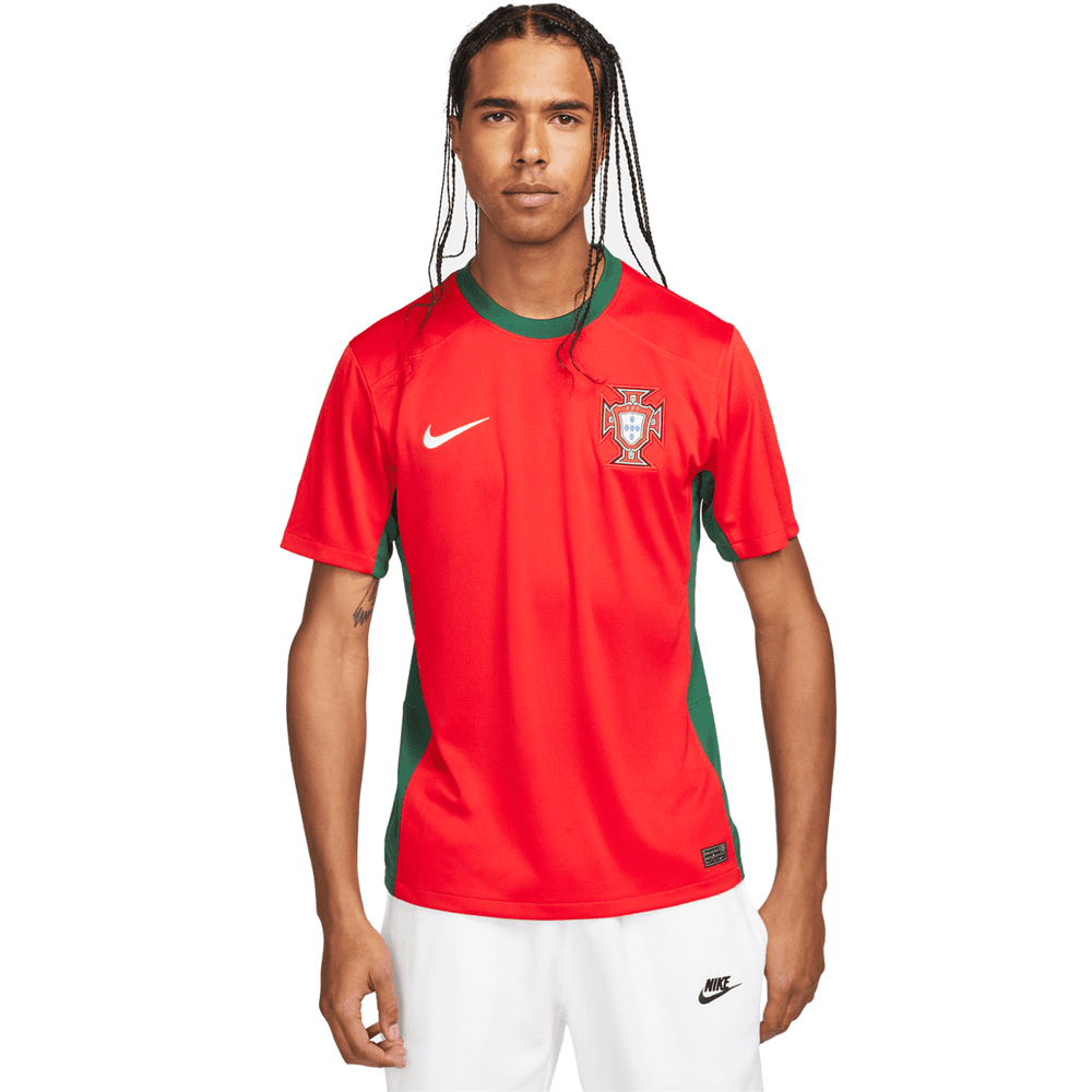 Customized Portugal Home 2023 No. 7 Football Jersey For Men