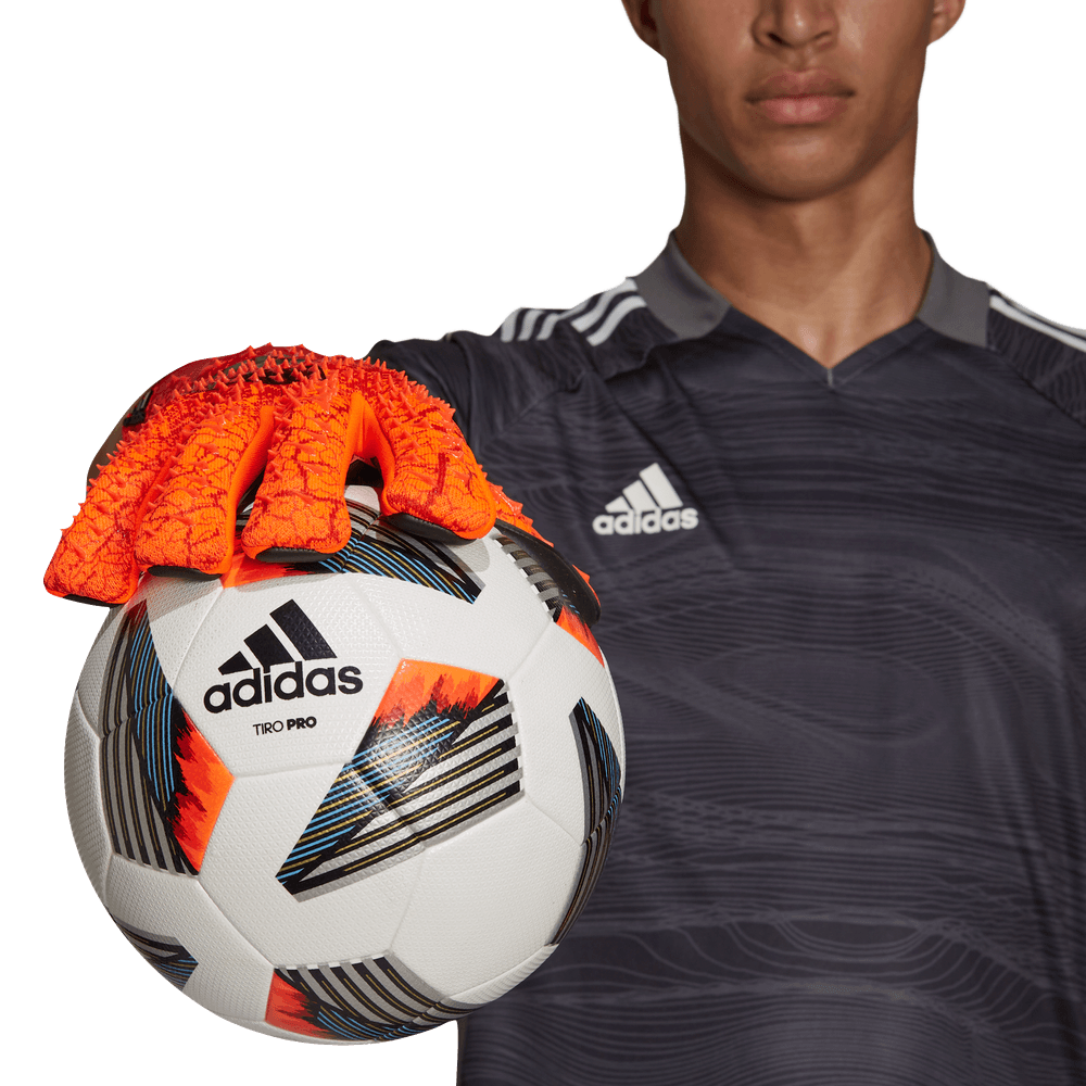 Wegrijden Verslagen Plaatsen Adidas Predator Pro FS Goalkeeper Gloves | WeGotSoccer